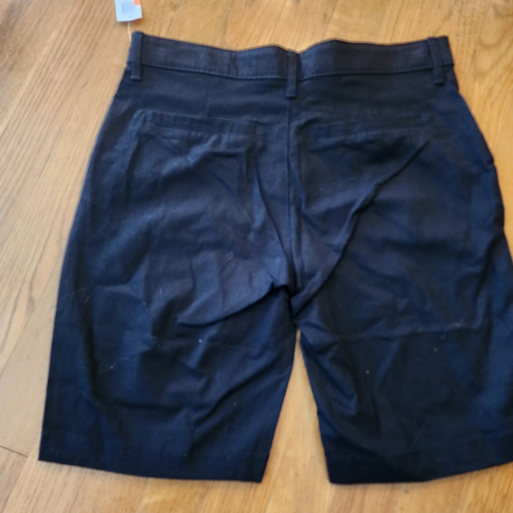 SU1 - Old NAVY Black Bermuda Stretch Shorts - Picture 3 of 4
